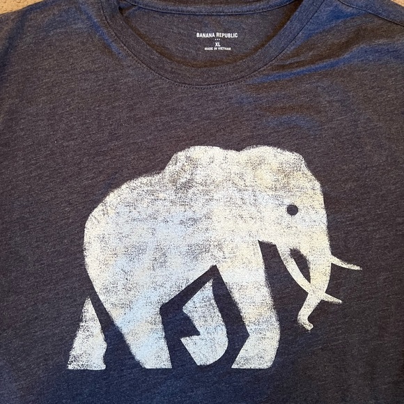 Banana Republic Other - NEW Men’s Banana Republic Graphic Elephant T-Shirt -Size XL